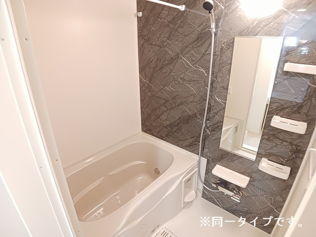 クレッシェンド石ヶ瀬の浴室