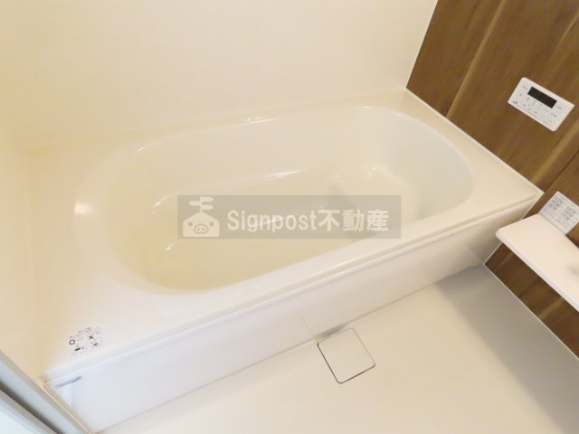Signpost嬉里　A棟の浴室