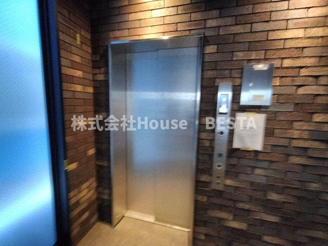 スワンズシティ神戸湊川Ⅱのロビー