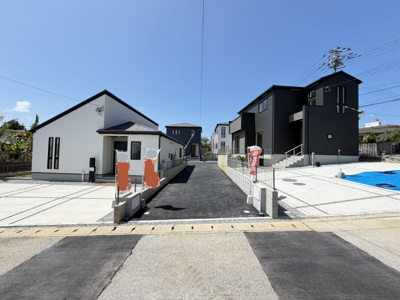 【前面道路含む現地写真】 | 金武町金武（全4棟）1号棟 | ※協定道路4.2m♪