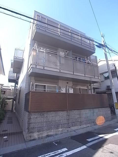 アメニティ大倉山の外観