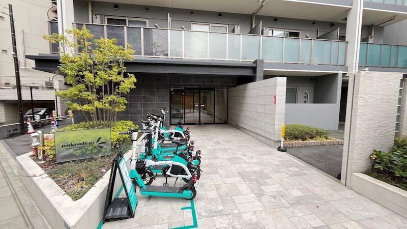 パークナードフィット南青山Gardenのエントランス