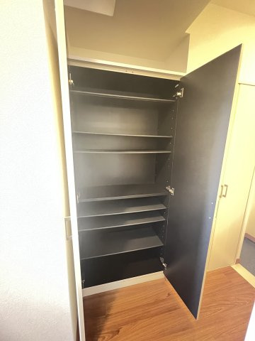 KTG RESIDENCE　芦屋西の収納