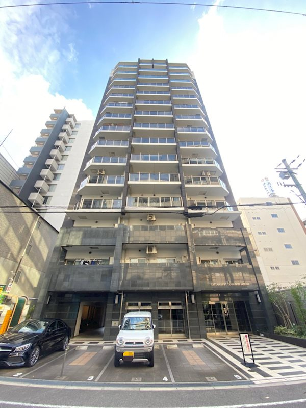 エステムコート谷町四丁目の外観