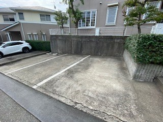 アーク御影の駐車場