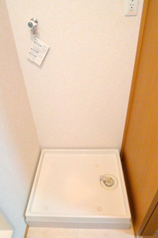 クレスト仲宿の設備|★室内洗濯機置場★