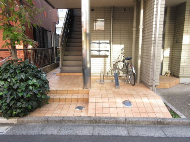 クレスト仲宿のエントランス|★エントランス★