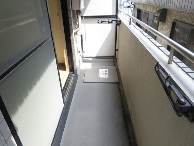メゾンピュールのバルコニー|南に面したバルコニーです。