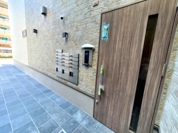フジパレス高石駅南Ⅱ番館のエントランス