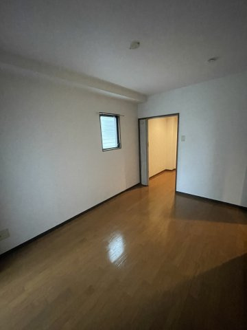 正木マンションの寝室