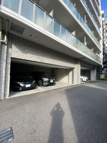 エスリードザ・ランドマーク神戸の駐車場