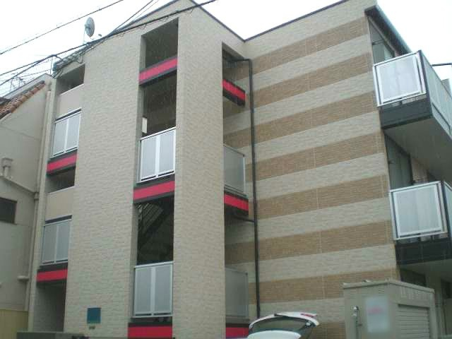 レオパレスＳＡＫＡＥの外観|おしゃれな外観です