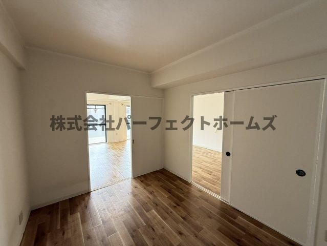 メルベーユ桜丘の洋室|広々とした洋室です