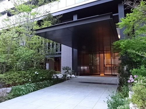 グランドメゾン新梅田タワーザ・クラブレジデンスのエントランス|エントランス　※前回募集時／２０２５年４月の写真