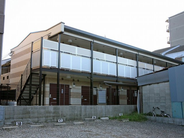 レオパレス友六の外観|外観もきれいです