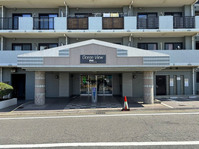 【エントランス】 | ○●ダイアパレス湘南・虹ケ浜オーシャンビュー●○【オーナーチェンジ】 | マンションエントランス