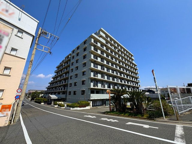 【外観】 | ○●ダイアパレス湘南・虹ケ浜オーシャンビュー●○【オーナーチェンジ】 | 周辺には高い建物がなく開放感があります！