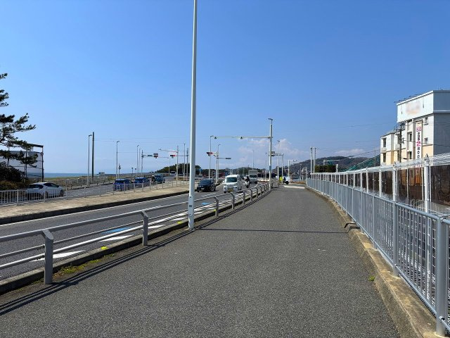 【周辺】 | ○●ダイアパレス湘南・虹ケ浜オーシャンビュー●○【オーナーチェンジ】 | 前面道路は国道134号線。お正月にはお部屋にいながら箱根駅伝が生で観戦できます！