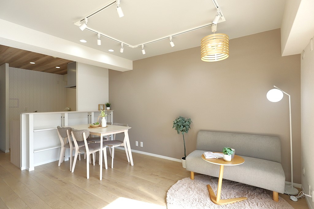 【居間・リビング】の画像