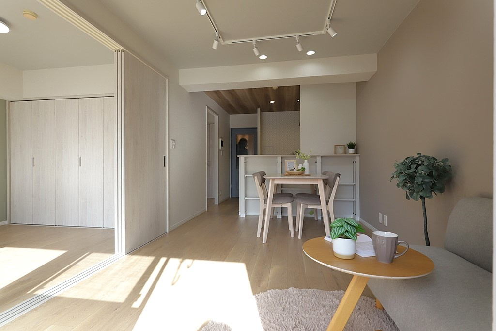 【居間・リビング】の画像