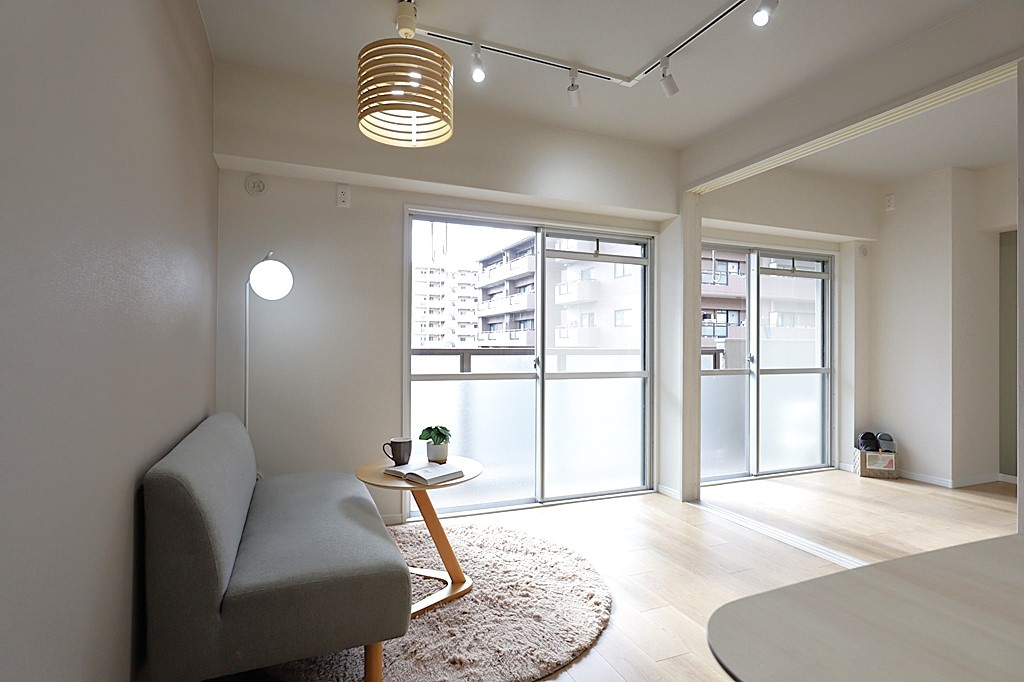 【居間・リビング】の画像