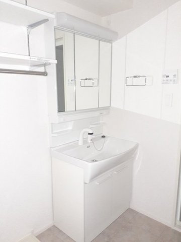 プレステージア木更津の独立洗面台|忙しい朝には欠かせない洗面所です