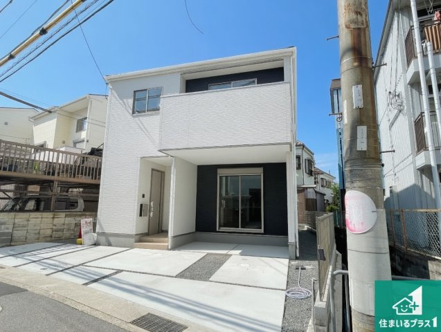 29日(土)30日(日)現地ご見学可能！伊丹市南野北　第1期　新築一戸建ての外観|安心の10年保証！外観を美しく保ち、雨水で汚れを落とします！気になることがありましたら、お気軽にお問い合わせください！