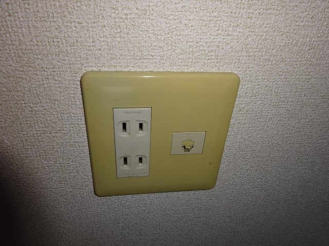 桃の里の設備|電話モジュラー