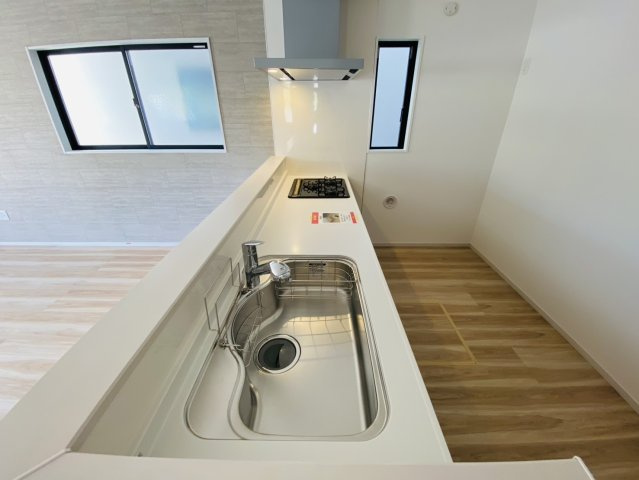 新築戸建て　成田市土屋１期　リガーレ２号棟のキッチン