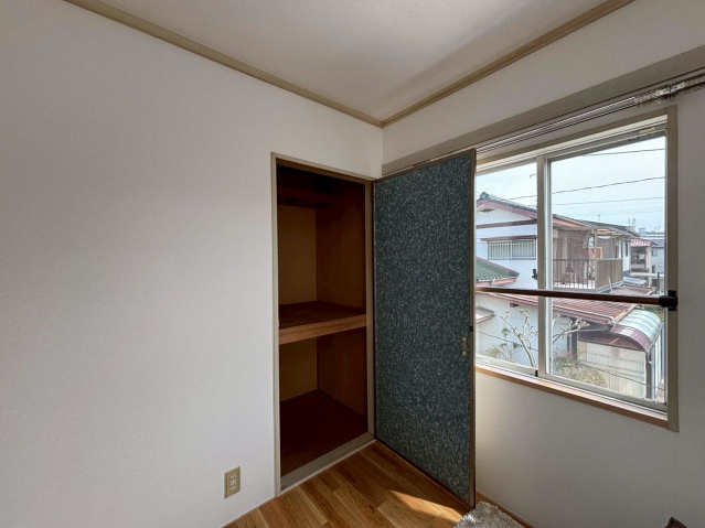 ロジュマン都府楼の和室