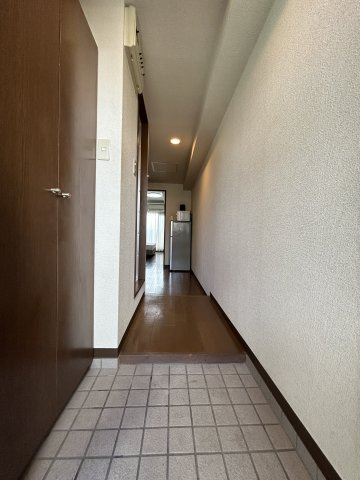 【玄関】エスポアール石川