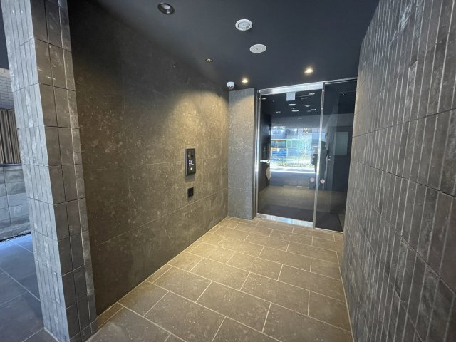【エントランス】