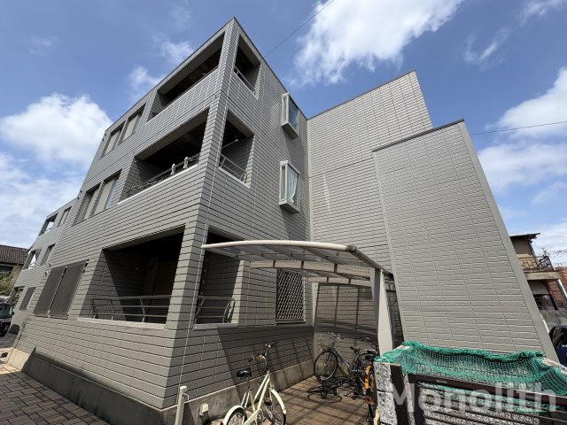 マローネ功信の外観