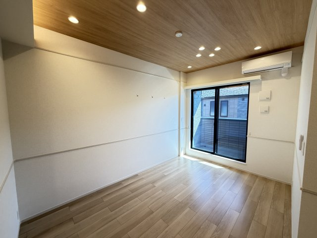 仮）古ケ崎２丁目アパートＢの玄関
