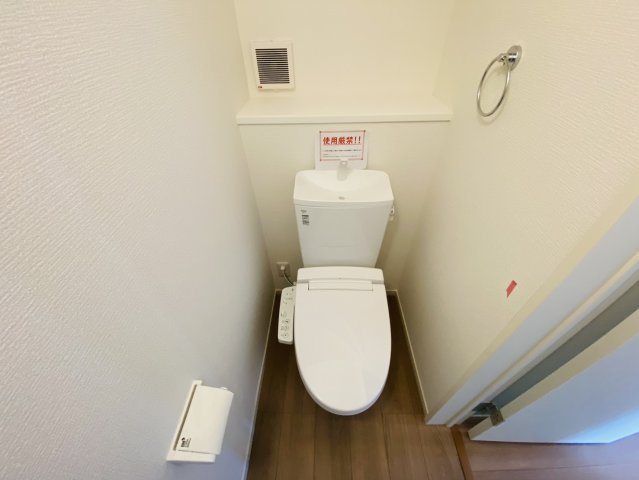 新築戸建て　成田市土屋１期　リガーレ　１号棟のトイレ