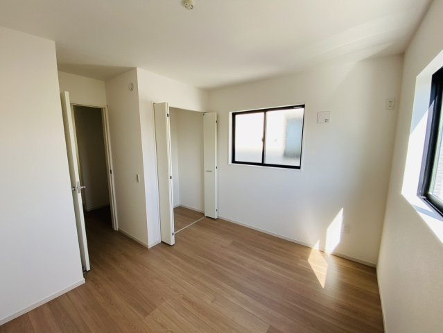 新築戸建て　成田市土屋１期　リガーレ　１号棟の洋室