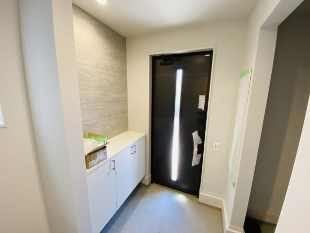 新築戸建て　成田市土屋１期　リガーレ　１号棟の玄関