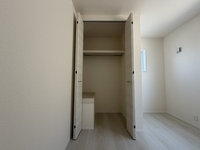 半田市板山町2丁目の収納