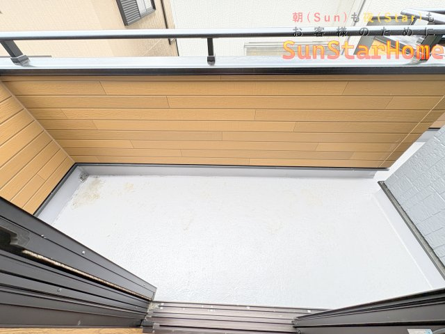 【サンスターホーム】青梅市河辺町7丁目　リフォーム中古戸建のバルコニー