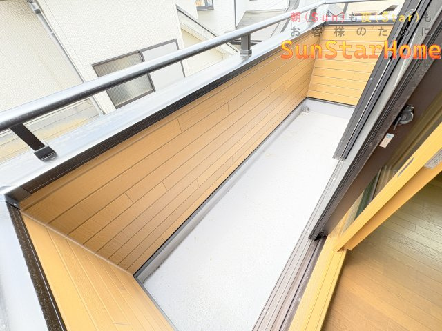 【サンスターホーム】青梅市河辺町7丁目　リフォーム中古戸建のバルコニー