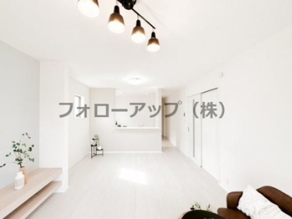 リーブルガーデン福津市西福間3丁目の居間・リビング