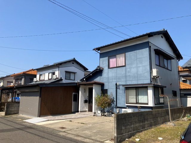 ひばりケ丘町中古住宅の外観
