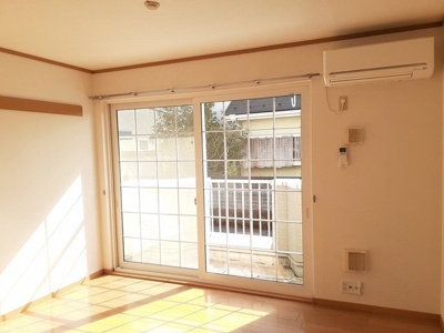 【居間・リビング】 | メゾンド・エスポワール伍番館