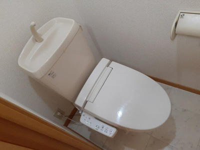 【トイレ】 | メゾンド・エスポワール伍番館 | 温水洗浄便座