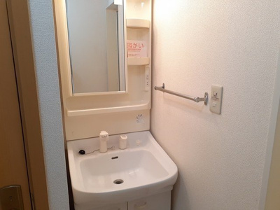 【独立洗面台】 | メゾンド・エスポワール伍番館 | 洗髪洗面化粧台