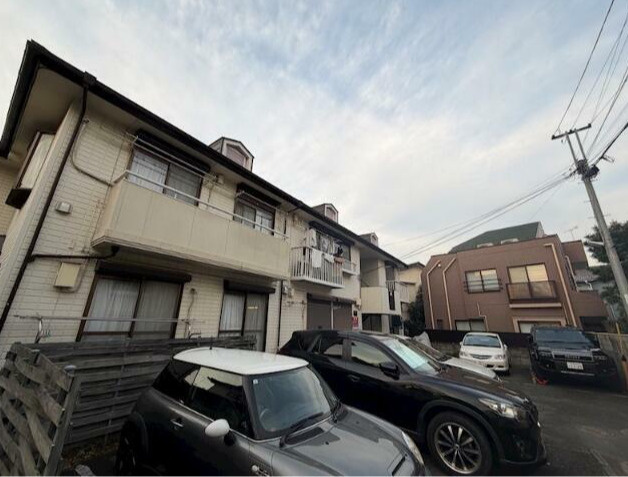 中野区新井２丁目のアパートの外観