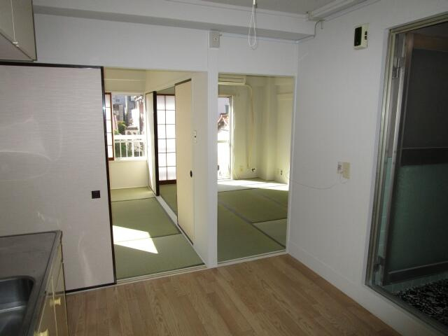 キッチンスペース４．５帖