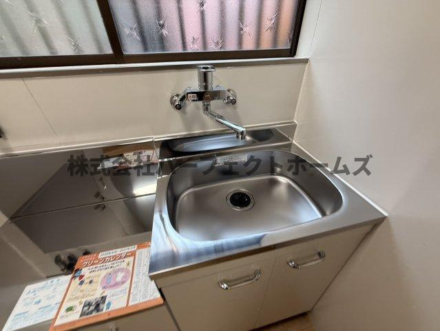御幸東町テラスハウスのキッチン
