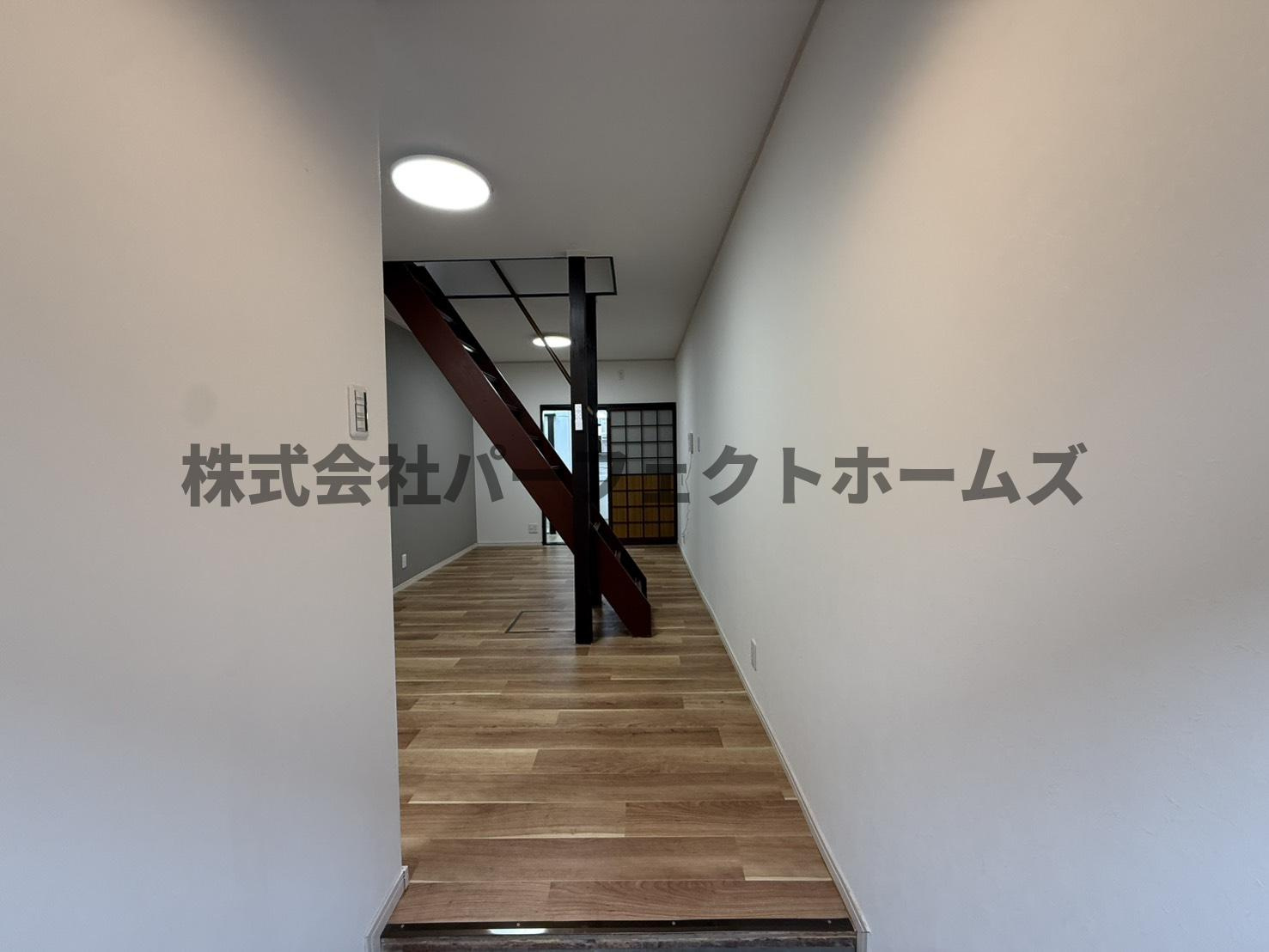 御幸東町テラスハウスのロビー