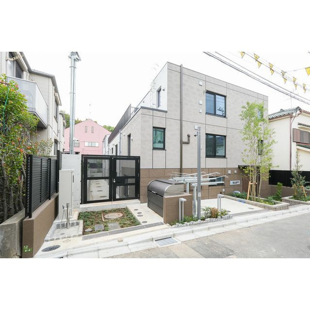 ウェルスクエア駒場東大前の外観